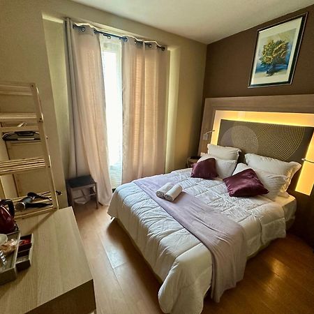 Hotel Victor Hugo Clamart Exterior foto
