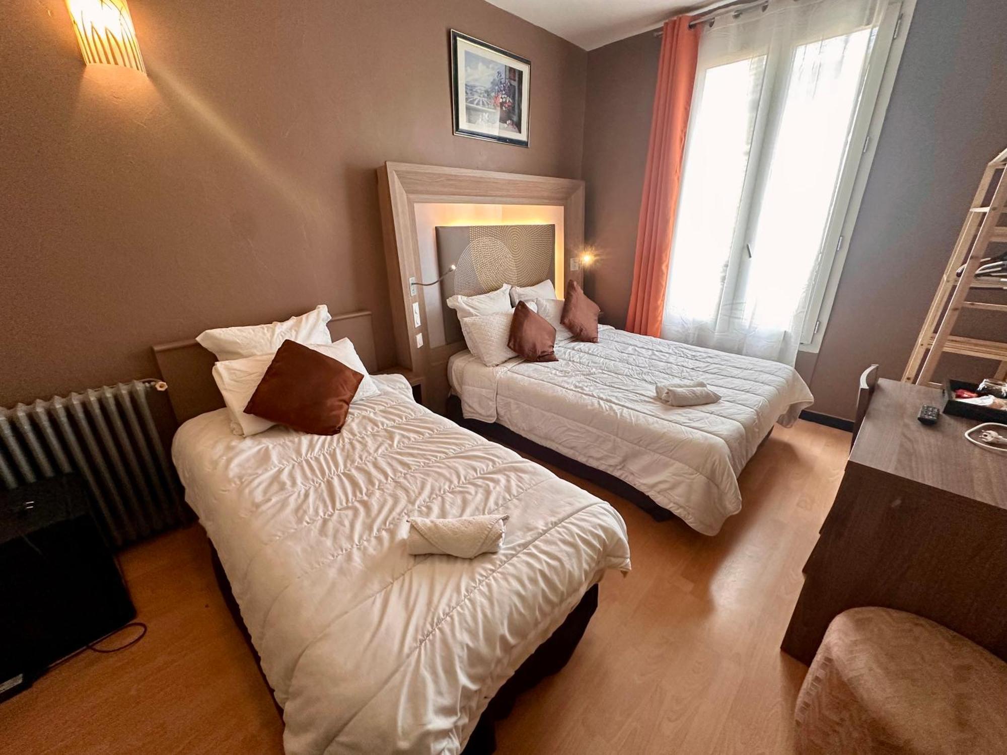 Hotel Victor Hugo Clamart Exterior foto
