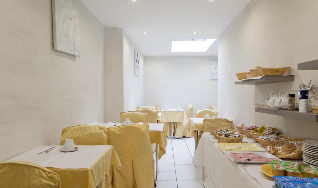 Hotel Victor Hugo Clamart Exterior foto